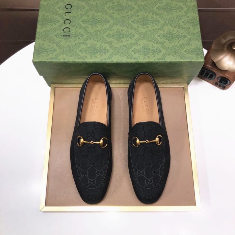 G*u*i leather shoes